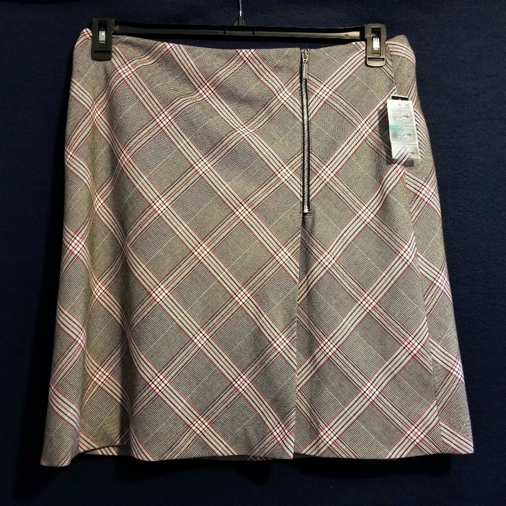 Bar III Trendy Plus Size Plaid Skirt Features An Exposed Front Zipper